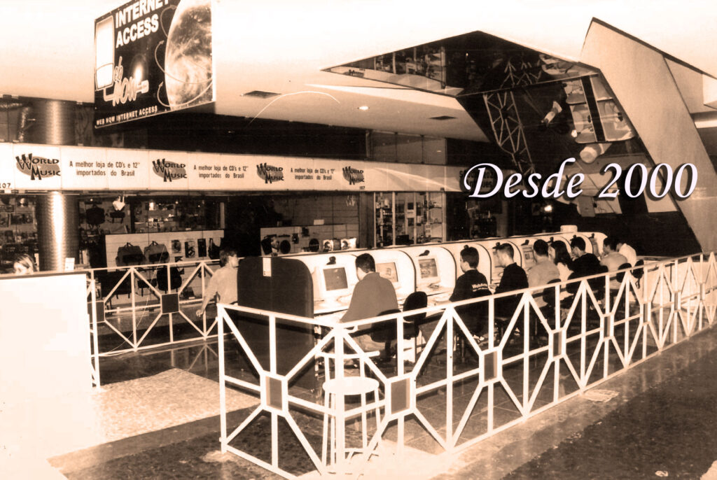 Lan house mais antiga de Copacabana em funcionamento ganha casa nova e